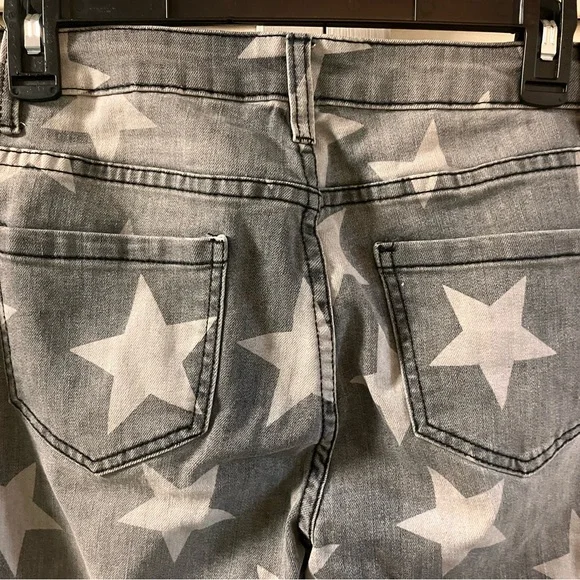 Easel Gray Star High Rise Distressed Jeans - Picture 7 of 8